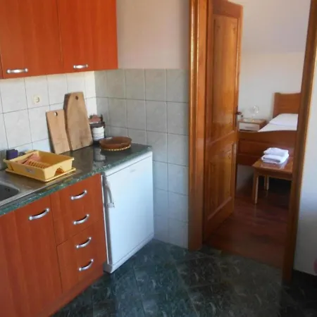 Arch 2 - One Bedroom With Terrace 4 Lastovo