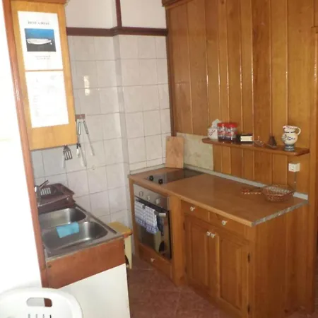 Arch 2 - One Bedroom With Terrace 4 Apartment *
