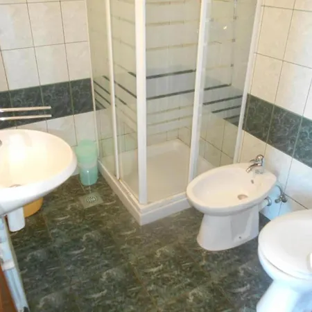 Arch 2 - One Bedroom With Terrace 4 Appartement