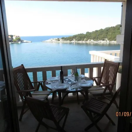 Arch 2 - One Bedroom With Terrace 4 * Lastovo