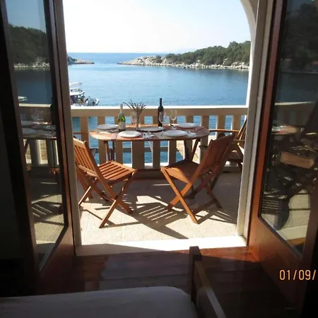 Apartment Arch 2 - One Bedroom With Terrace 4 Lastovo