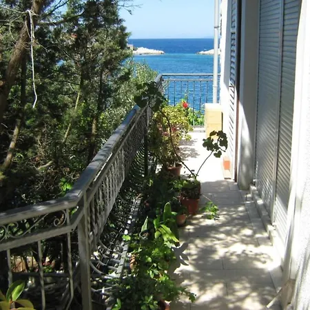 Appartement Arch 2 - One Bedroom With Terrace 4 Lastovo