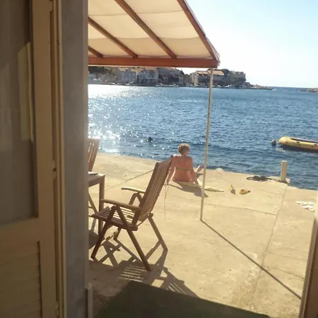 Arch 2 - One Bedroom With Terrace 4 Appartement *